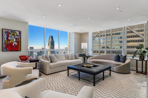 180 E Pearson St #3801, Chicago, IL 60611 photo 8