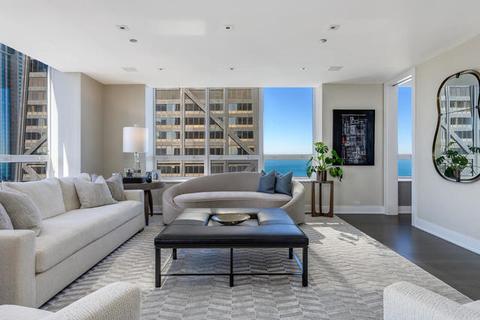 180 E Pearson St #3801, Chicago, IL 60611 photo 7