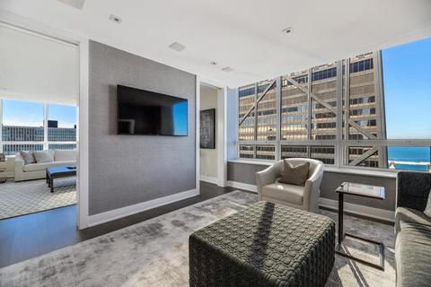 180 E Pearson St #3801, Chicago, IL 60611 photo 30