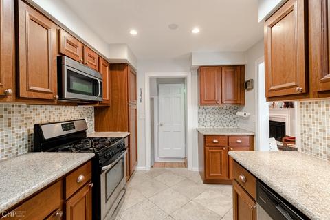 3939 Lyons St, Evanston, IL 60203 photo 8