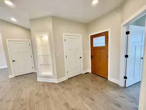 1855 Cedar Ln, Peru, IL 61354 photo 4