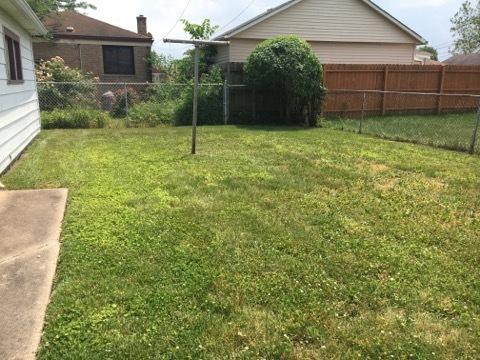 8151 S Tripp Ave, Chicago, IL 60652 photo 22