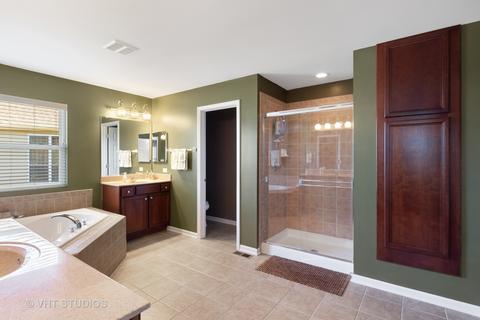 185 Primrose Ln, Bartlett, IL 60103 photo 19