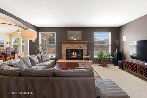 185 Primrose Ln, Bartlett, IL 60103 photo 8