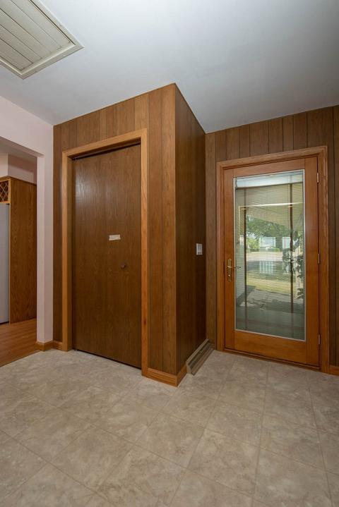 2239 Breckenboro Dr, Lake Summerset, IL 61019 photo 4