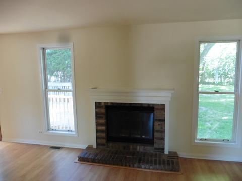 1000 Tanglewood Dr, Algonquin, IL 60102 photo 8