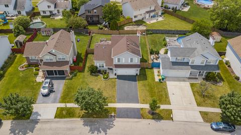 1407 Major Dr, Plainfield, IL 60586 photo 3