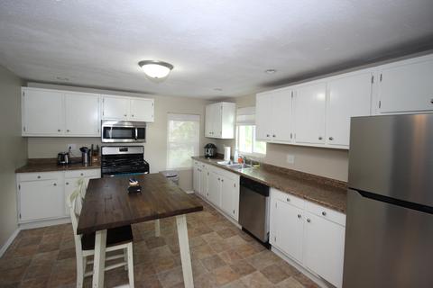 816 E Walnut St, Bloomington, IL 61701 photo 15