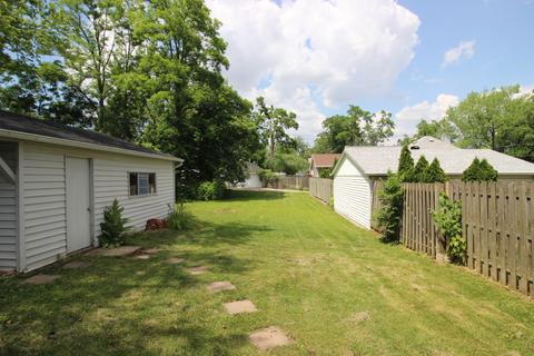 816 E Walnut St, Bloomington, IL 61701 photo 4