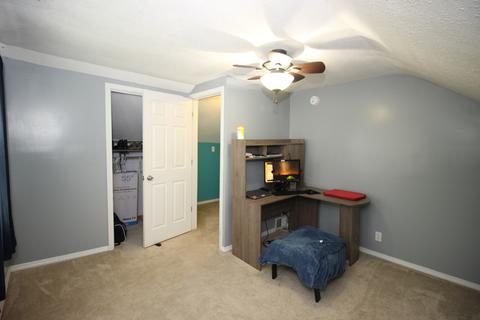816 E Walnut St, Bloomington, IL 61701 photo 24
