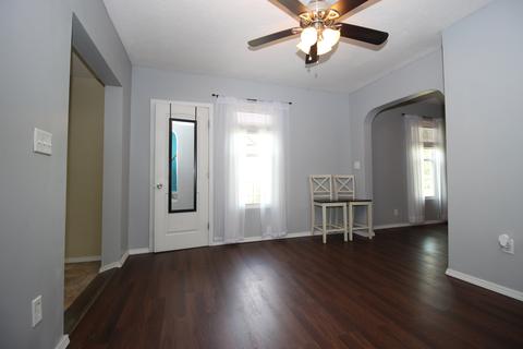 816 E Walnut St, Bloomington, IL 61701 photo 13