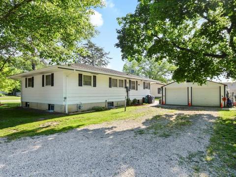 401 E Byron St, Sidney, IL 61877 photo 5