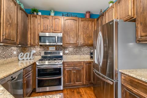 11540 S Marathon Ln, Plainfield, IL 60585 photo 9