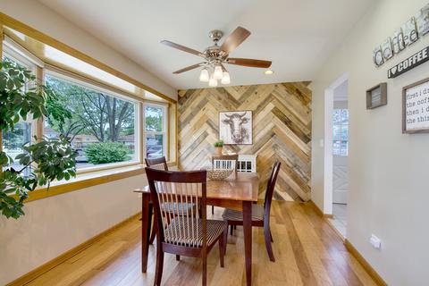 181 E Millers Rd, Des Plaines, IL 60016 photo 4