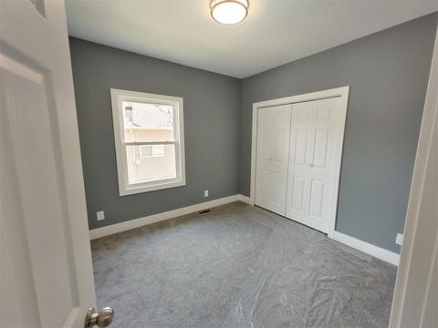 212 Orange St, Elgin, IL 60123 photo 9