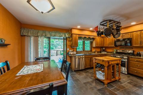 1914 Dot St, Mchenry, IL 60050 photo 11