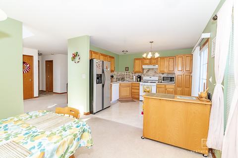 562 Boulder Dr, Morris, IL 60450 photo 12