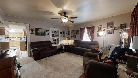 658 E Meyer St, Monticello, IL 61856 photo 4