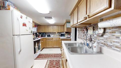 658 E Meyer St, Monticello, IL 61856 photo 8