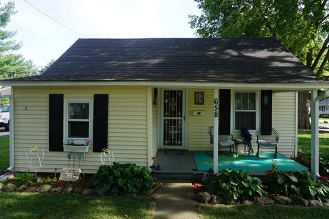 658 E Meyer St, Monticello, IL 61856 photo 2