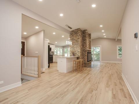 1015 W Windsor Dr, Mchenry, IL 60051 photo 7