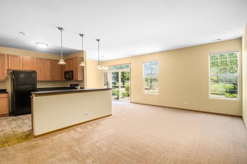 2623 Williamsburg Dr, Algonquin, IL 60102 photo 3