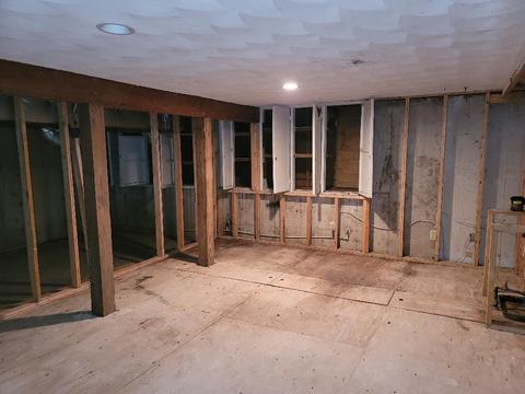 1150 Jay St, Freeport, IL 61032 photo 17