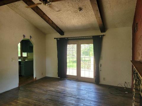 1150 Jay St, Freeport, IL 61032 photo 3