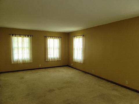 1150 Jay St, Freeport, IL 61032 photo 10