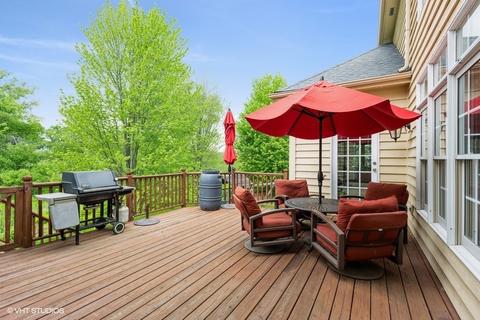 2302 Kane Ln, Batavia, IL 60510 photo 3