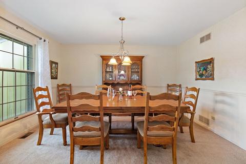 876 Walnut Dr, Sleepy Hollow, IL 60118 photo 6