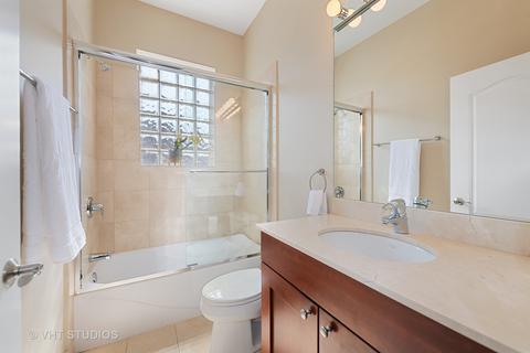 1547 W Thomas St #3, Chicago, IL 60642 photo 19