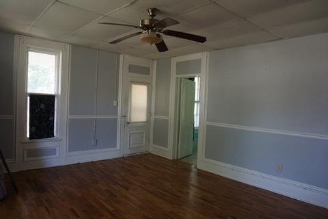 301 E Byron St, Sidney, IL 61877 photo 9