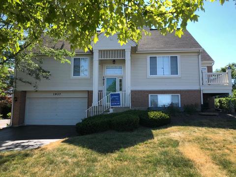 1927 Concord Dr, Mchenry, IL 60050 photo 2