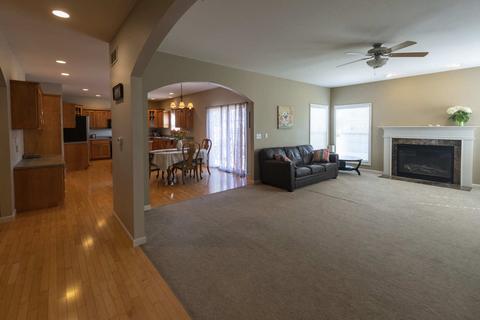 2515 Pinehurst Dr, Champaign, IL 61822 photo 6