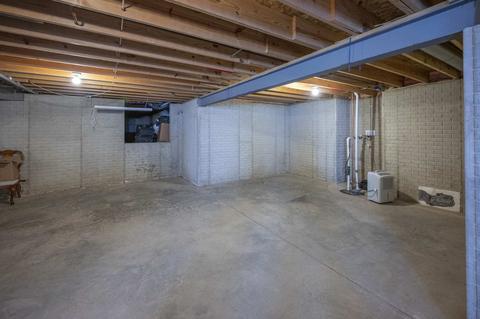 2515 Pinehurst Dr, Champaign, IL 61822 photo 33