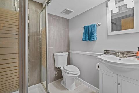 600 Lance Dr, Des Plaines, IL 60016 photo 24