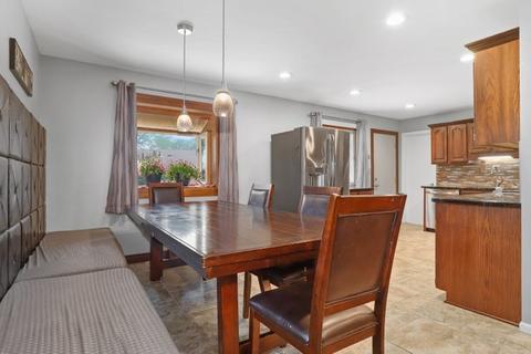 600 Lance Dr, Des Plaines, IL 60016 photo 7