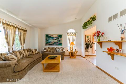 4668 W Iris Ln, Monee, IL 60449 photo 2
