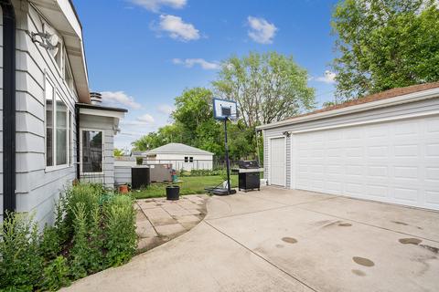 7021 W Wright Ter, Niles, IL 60714 photo 15