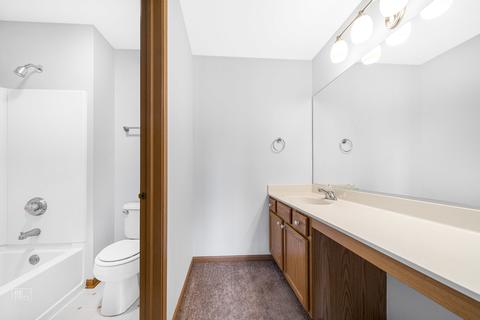 2278 Reflections Dr, Aurora, IL 60502 photo 10