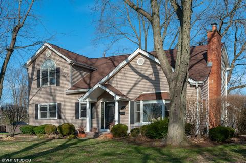 2010 Beechnut Rd, Northbrook, IL 60062 photo 1
