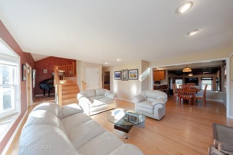 2010 Beechnut Rd, Northbrook, IL 60062 photo 6