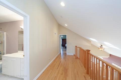 2010 Beechnut Rd, Northbrook, IL 60062 photo 19