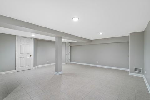 646 Ash Ln, Wheeling, IL 60090 photo 19