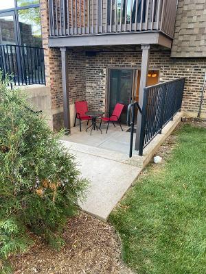 1480 Stonebridge Cir #4D, Wheaton, IL 60189 photo 2