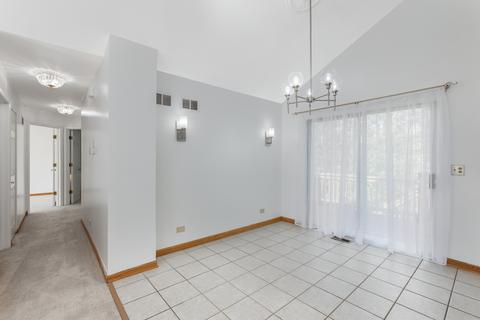 1443 Beaumont Cir, Bartlett, IL 60103 photo 7