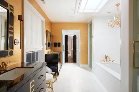 23 E Scott St, Chicago, IL 60610 photo 21