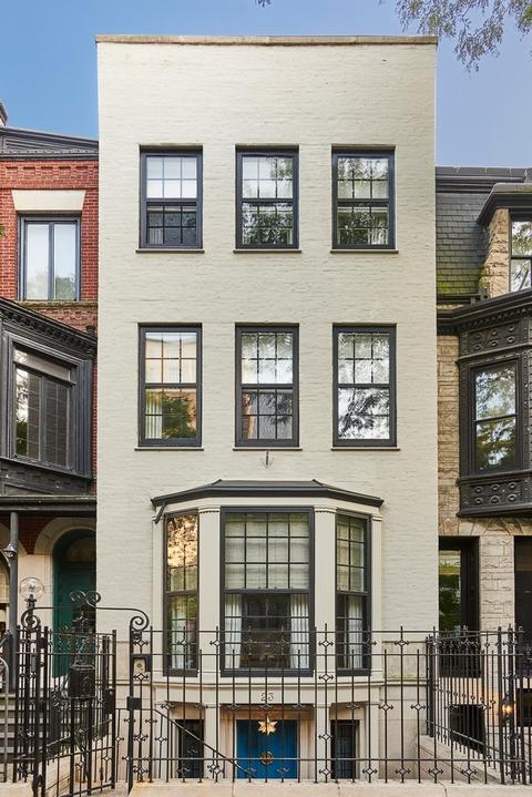 23 E Scott St, Chicago, IL 60610 photo 1
