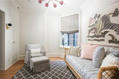 23 E Scott St, Chicago, IL 60610 photo 25